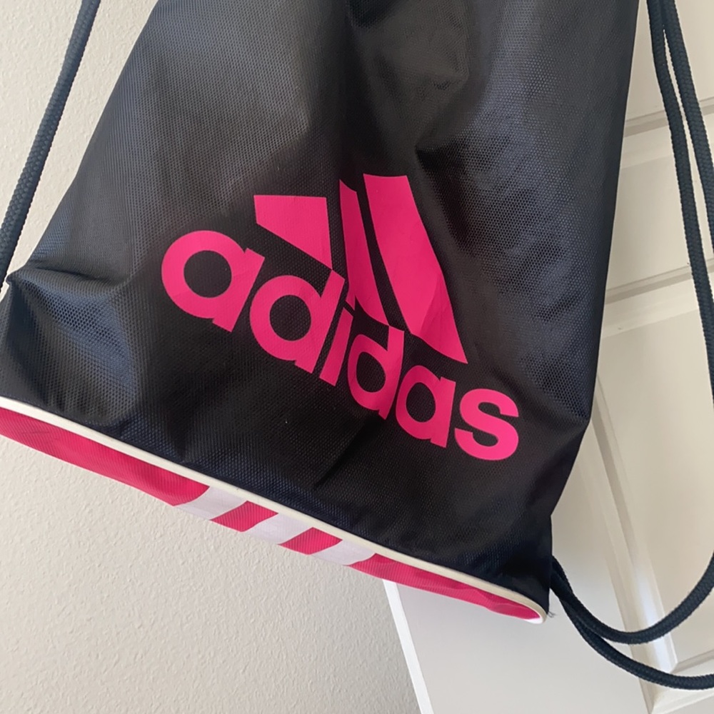 Adidas Drawstring Bag - Picture 3 of 5